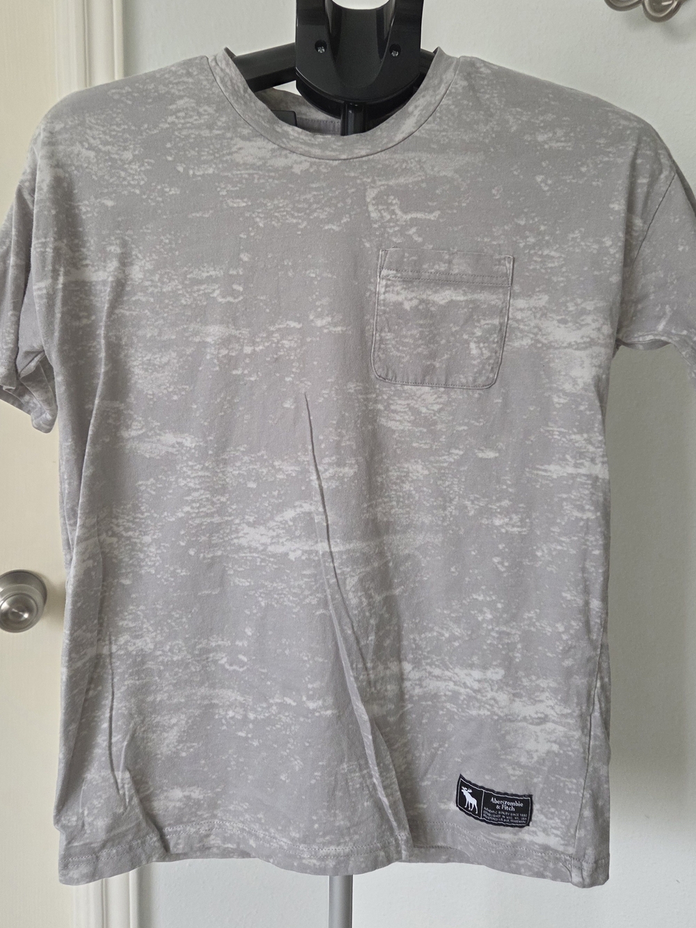 abercrombie kids Heather Gray Short Sleeve Pocket Tee
